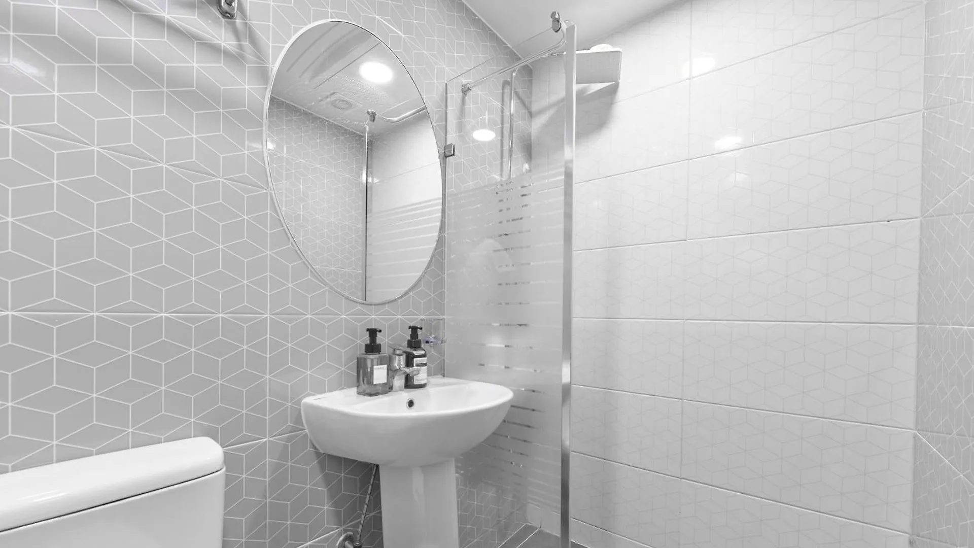 Hotel Stayre Incheon 0*,  Korsel